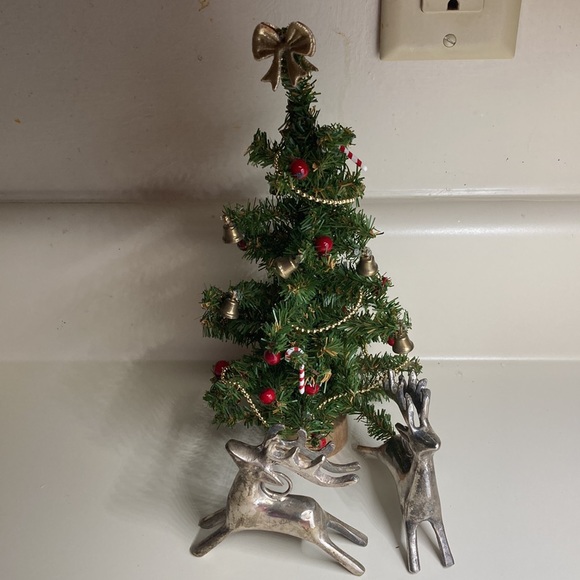 Two Metal/Steel Reindeer Christmas Ornaments - Picture 8 of 8
